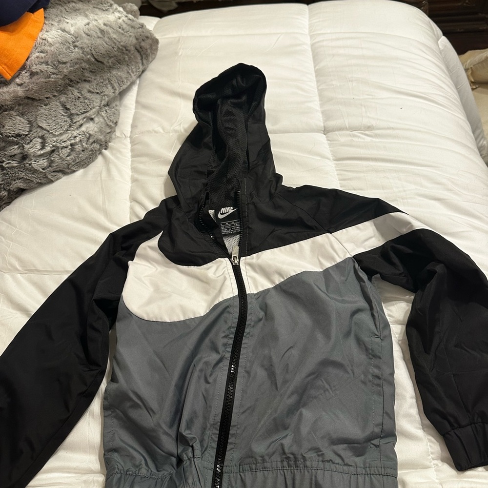 Nike Black and Gray Windbreaker size 6